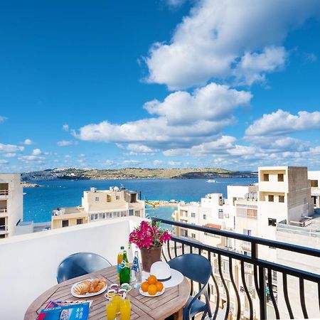 Seashells 2 Bedroom Apartment With Sunny Terrace With Stunning Sea Views - By Getawaysmalta セント・ポールズ・ベイ エクステリア 写真