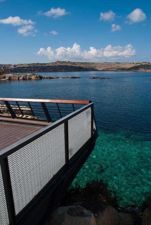 Seashells 2 Bedroom Apartment With Sunny Terrace With Stunning Sea Views - By Getawaysmalta セント・ポールズ・ベイ エクステリア 写真