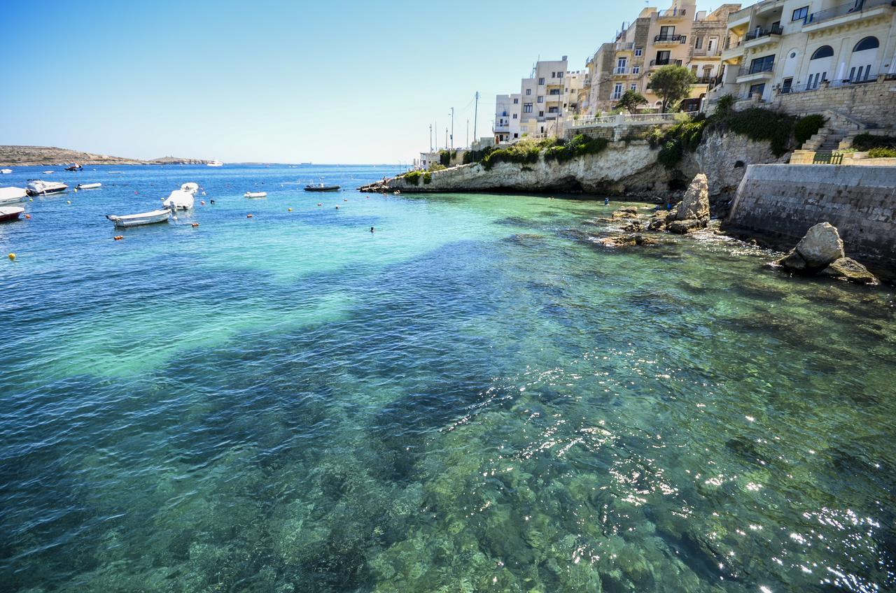 Seashells 2 Bedroom Apartment With Sunny Terrace With Stunning Sea Views - By Getawaysmalta セント・ポールズ・ベイ エクステリア 写真